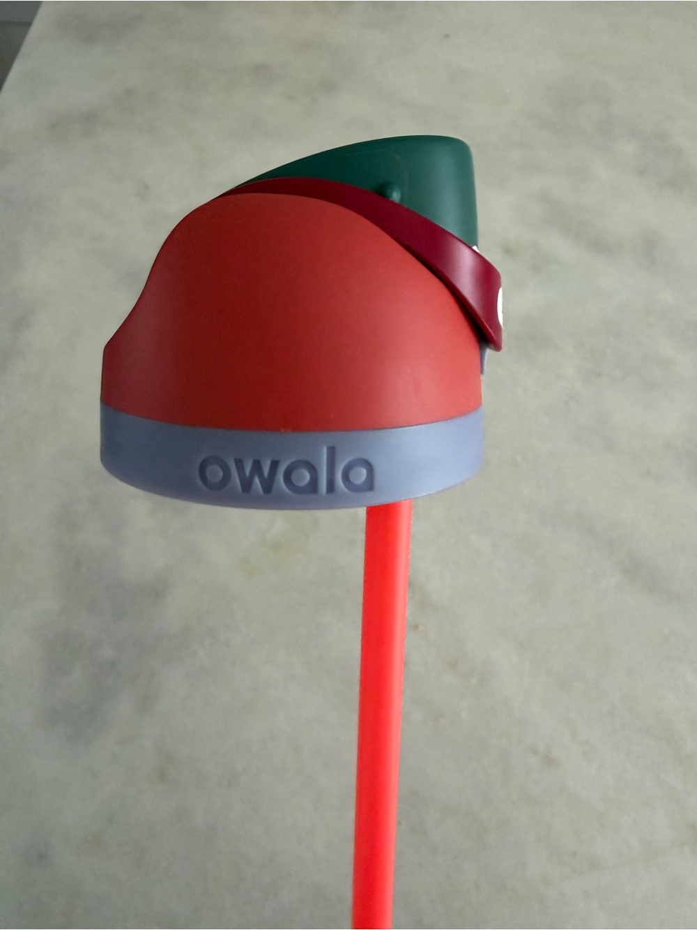 Owala FreeSip Lid Strawberry Shortcake